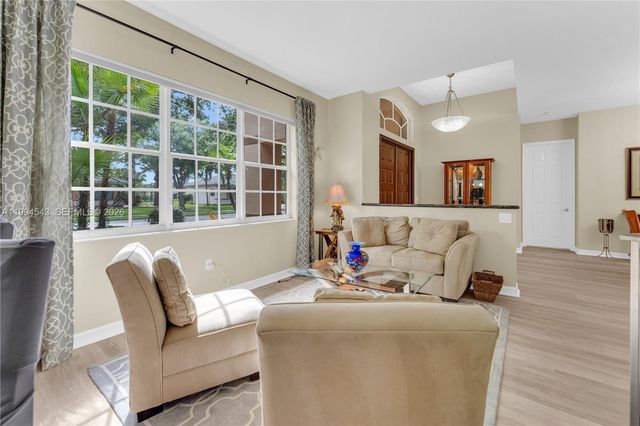 3973 SW 140th Ave, Davie, FL 33330