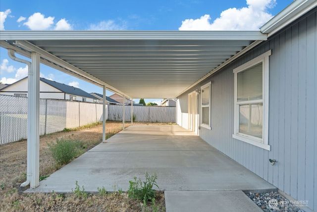 522 N Mississippi Drive, Moses Lake, WA 98837