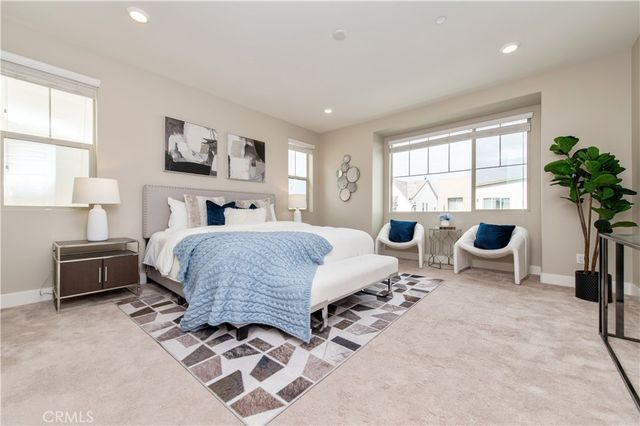 158 SCALE, Irvine, CA 92618