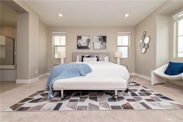 158 SCALE, Irvine, CA 92618