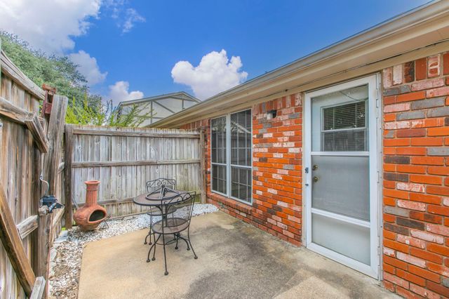 5118 Lake Shore Drive, Waco, TX 76710