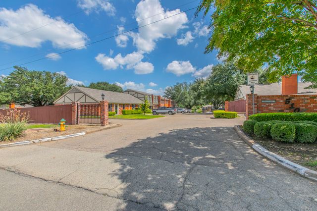 5118 Lake Shore Drive, Waco, TX 76710