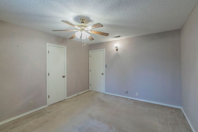 5118 Lake Shore Drive, Waco, TX 76710