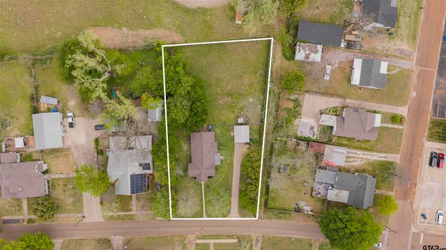 206 & 204 W Myrtle, Winnsboro, TX 75494