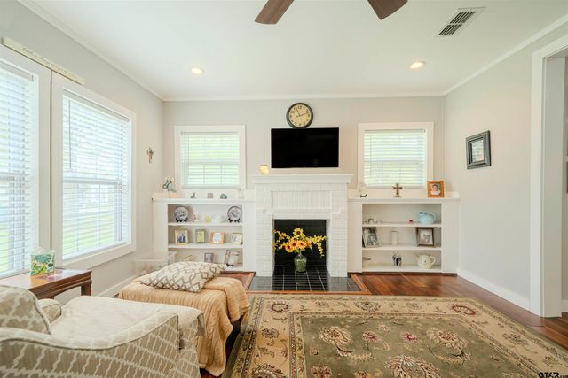 206 & 204 W Myrtle, Winnsboro, TX 75494