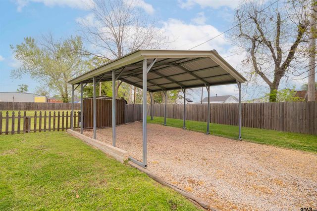 206 & 204 W Myrtle, Winnsboro, TX 75494