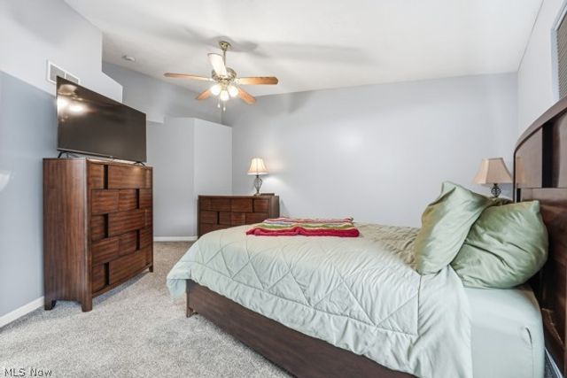 6465 St Andrews Drive Drive 6, Canfield, OH 44406