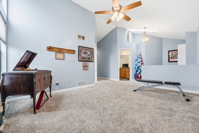 6465 St Andrews Drive Drive 6, Canfield, OH 44406