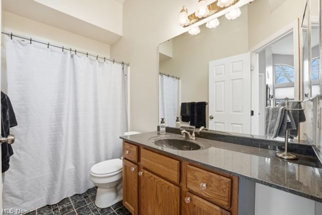 6465 St Andrews Drive Drive 6, Canfield, OH 44406