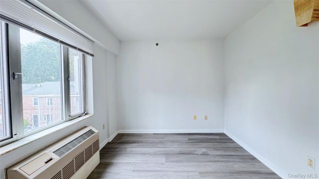 6434 Grand Central Parkway 3D, Forest Hills, NY 11375