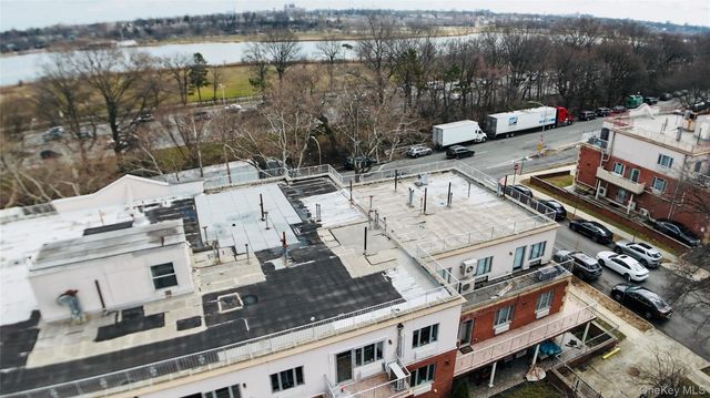 6434 Grand Central Parkway 3D, Forest Hills, NY 11375