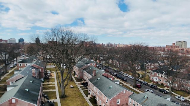 6434 Grand Central Parkway 3D, Forest Hills, NY 11375