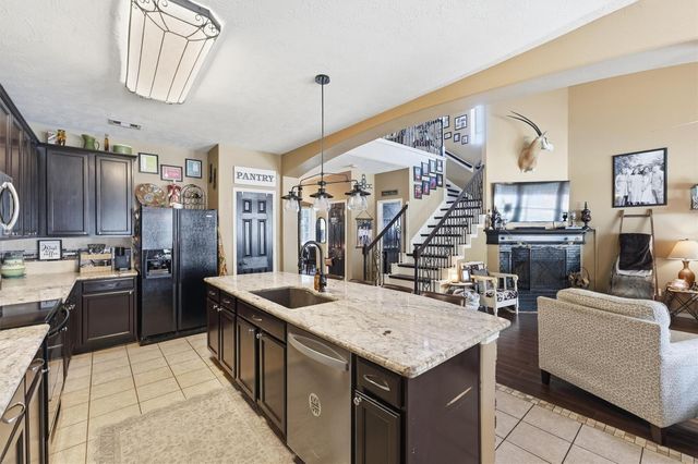 1719 Cloister Drive, Crosby, TX 77532