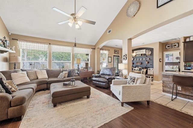 1719 Cloister Drive, Crosby, TX 77532