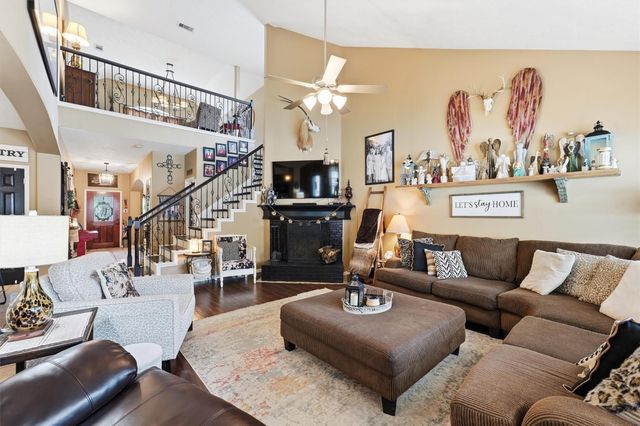 1719 Cloister Drive, Crosby, TX 77532