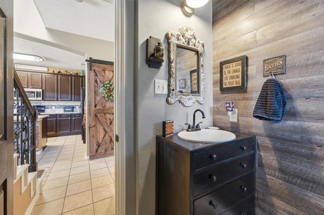 1719 Cloister Drive, Crosby, TX 77532