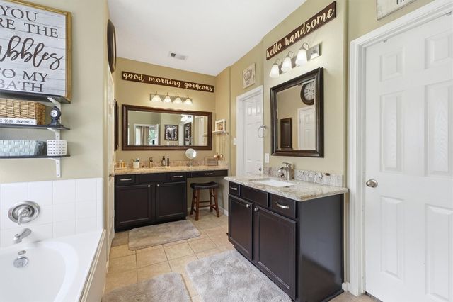 1719 Cloister Drive, Crosby, TX 77532