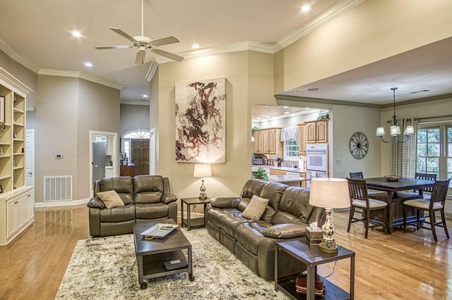 132 Parkridge Street, Hot Springs, AR 71901