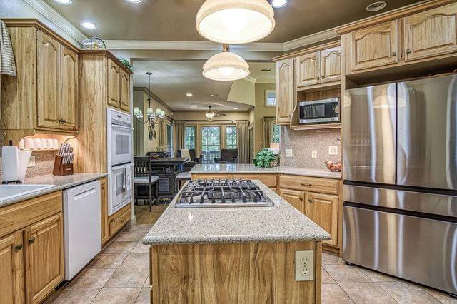 132 Parkridge Street, Hot Springs, AR 71901