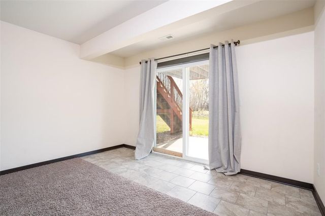 2322 E 47th Street, Des Moines, IA 50317