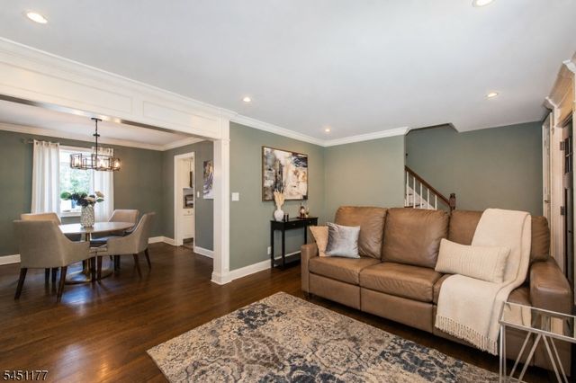 26 Funston Pl, Nutley Twp., NJ 07110