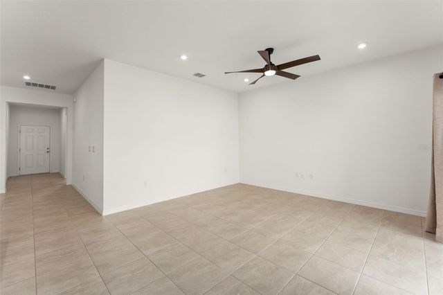 1084 PATRIOT LOOP, Haines City, FL 33844
