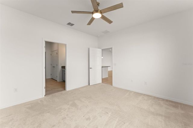 1084 PATRIOT LOOP, Haines City, FL 33844