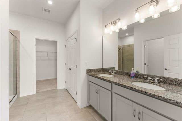 1084 PATRIOT LOOP, Haines City, FL 33844