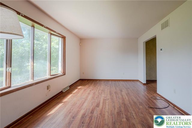 4834 Maple Street, Lower Mt Bethel Twp, PA 18013