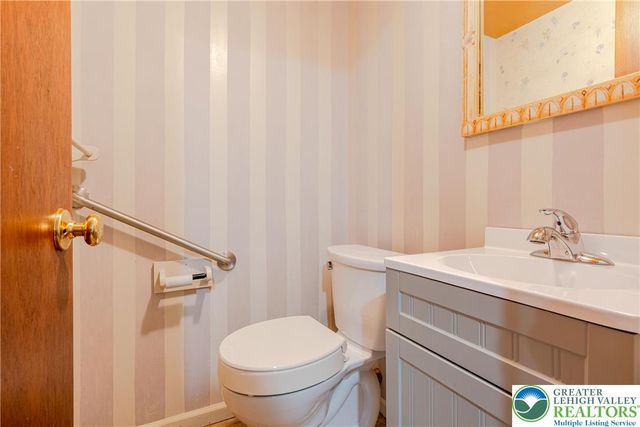 4834 Maple Street, Lower Mt Bethel Twp, PA 18013
