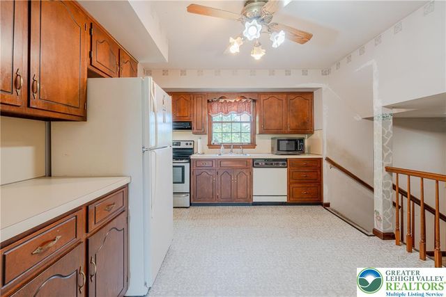 4834 Maple Street, Lower Mt Bethel Twp, PA 18013