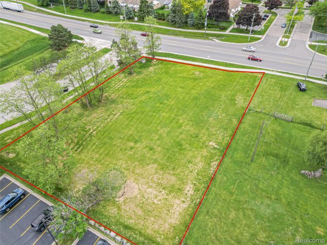 50272 Grand River Avenue, Wixom, MI 48393
