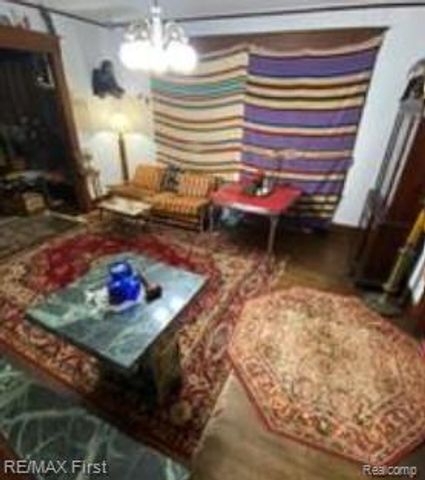 3901-3903 Bewick Street, Detroit, MI 48214