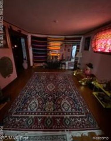 3901-3903 Bewick Street, Detroit, MI 48214