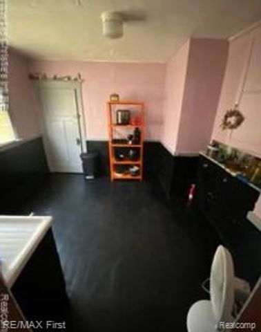 3901-3903 Bewick Street, Detroit, MI 48214