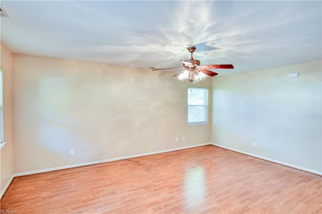 3121 Gaston DR, Chesapeake, VA 23323