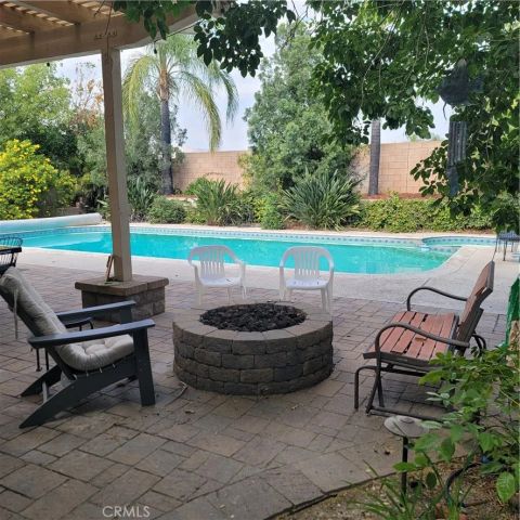 1618 Deanna Way, Redlands, CA 92374