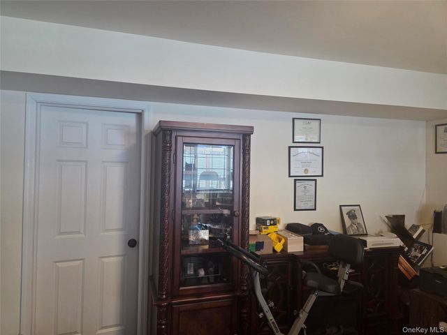 13 Avenue B, Middletown, NY 10940