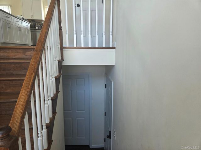 13 Avenue B, Middletown, NY 10940