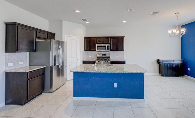 6705 Loretta White LN, Austin, TX 78744