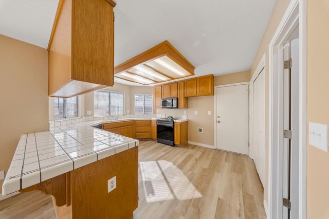 2644 Parkway, Ceres, CA 95307