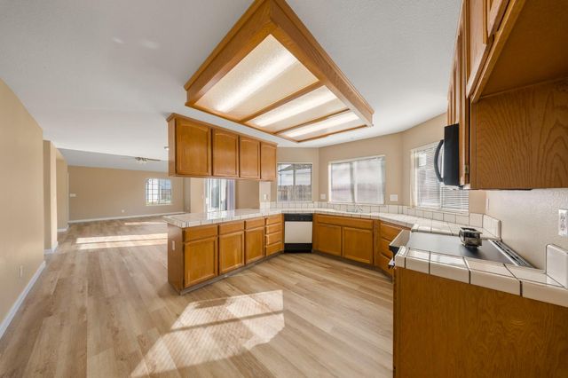 2644 Parkway, Ceres, CA 95307