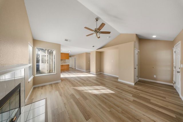 2644 Parkway, Ceres, CA 95307