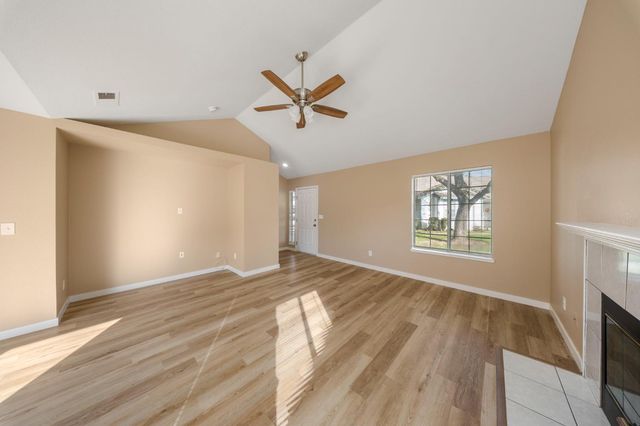 2644 Parkway, Ceres, CA 95307