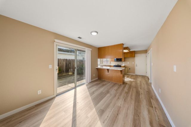 2644 Parkway, Ceres, CA 95307