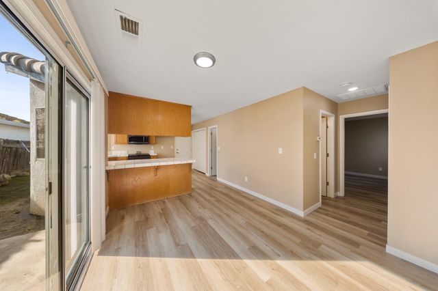 2644 Parkway, Ceres, CA 95307