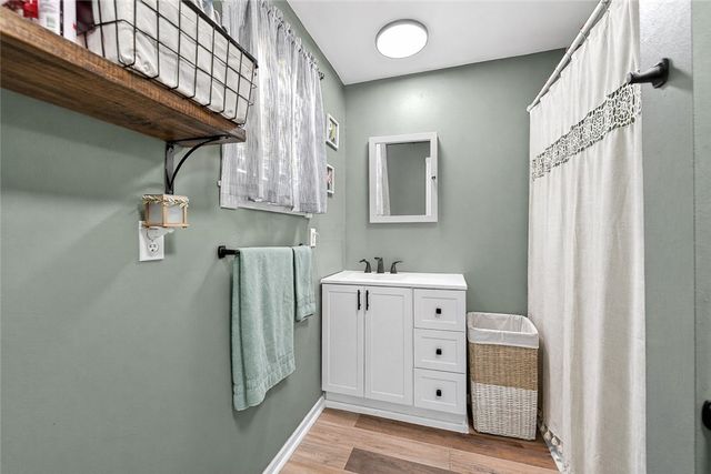 304 Akron Street, Gravette, AR 72736