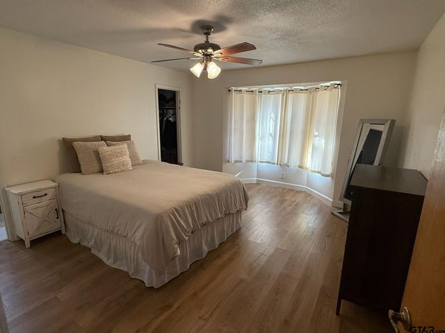 18489 Paradise ln, Flint, TX 75762