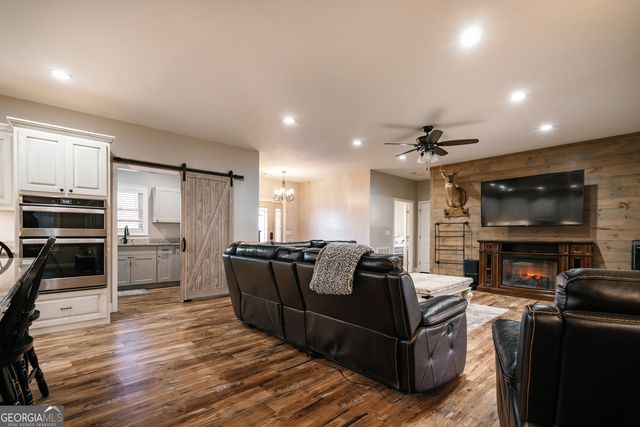 52 Ivy Ridge Court, Blue Ridge, GA 30513