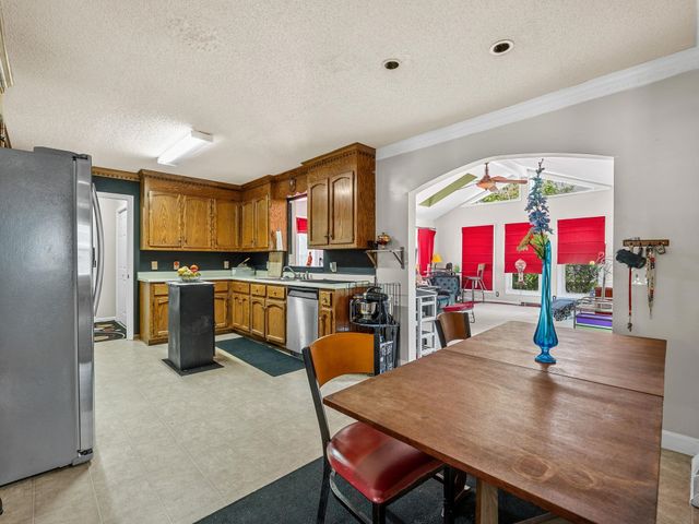 6 Hudders Creek Way, Simpsonville, SC 29680